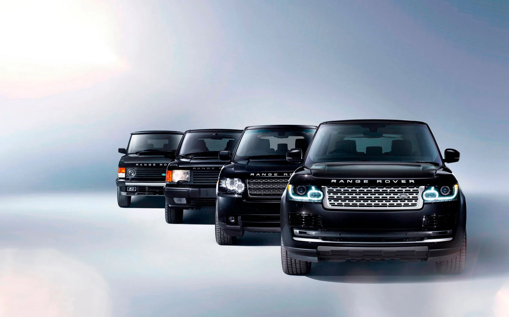 Автомобили Range Rover разных поколений